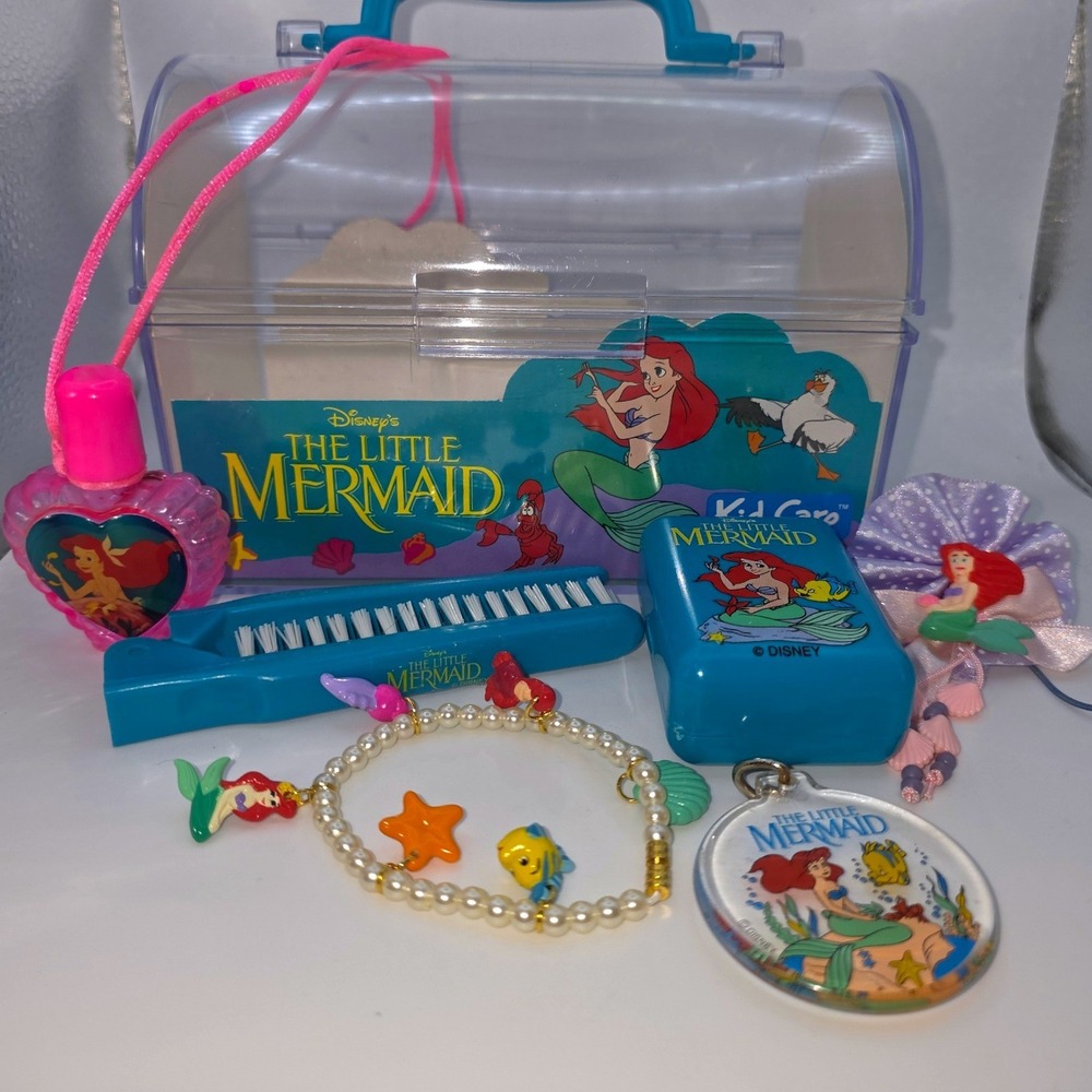 Disney The Little Mermaid Travel Set Incomplete Blue Fair Kid Care Accessory Lot